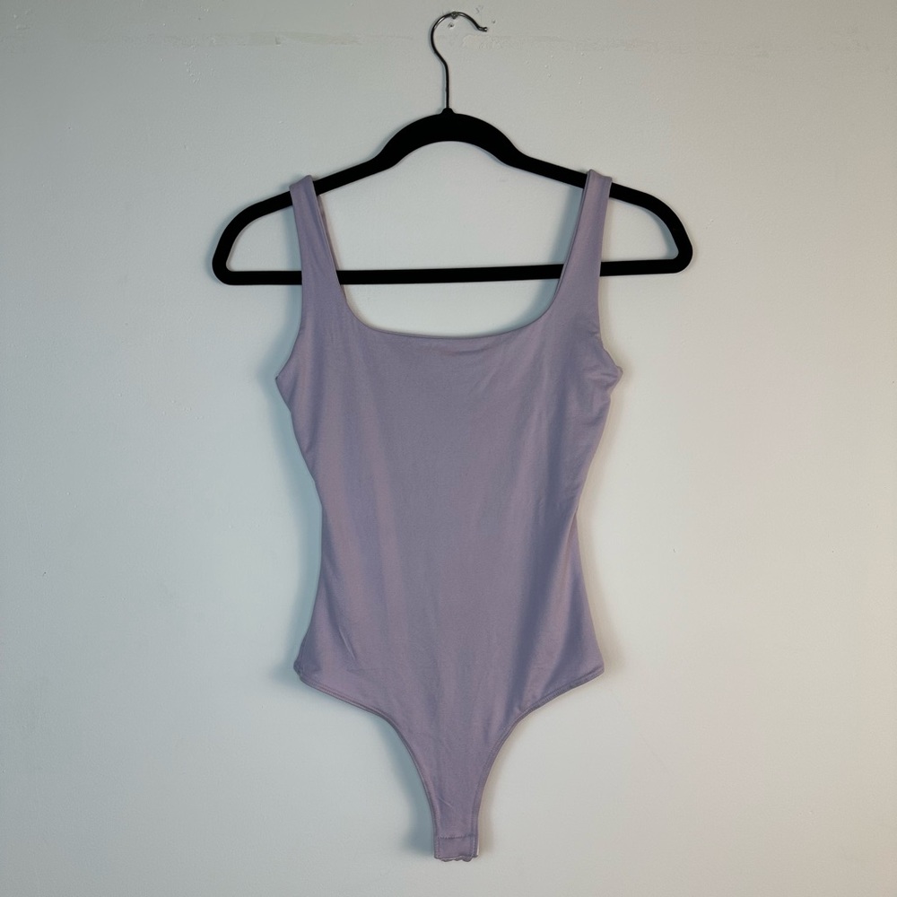 SQUARE NECK BODYSUIT